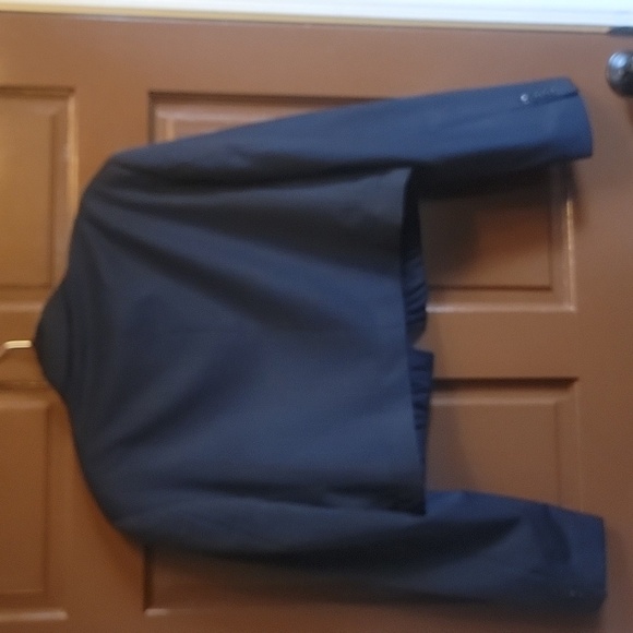 Nasty Gal- Virgin Wool blk striped short blazer w/ elastic at bottom. M/L. - Picture 5 of 8